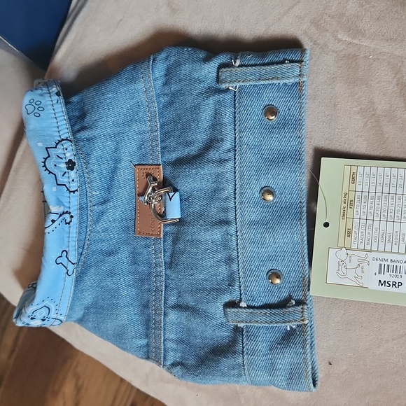 Cloak & Dawggie dog jacket - Picture 1 of 4